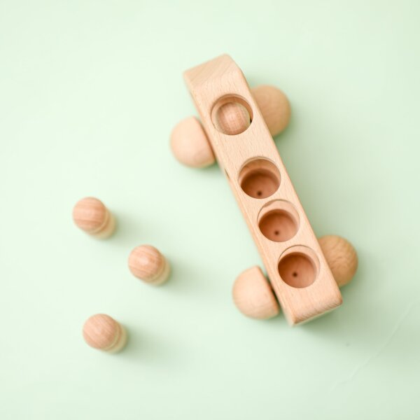 Montessori bus with pegs