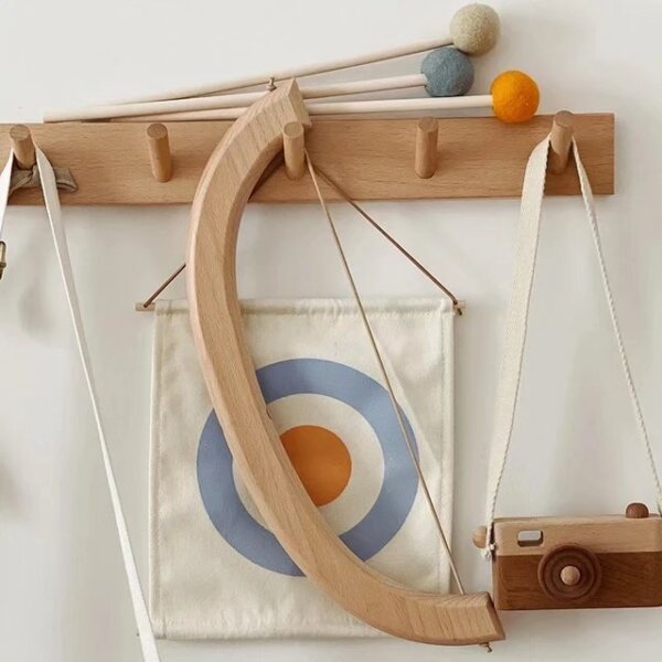Bow and arrow set