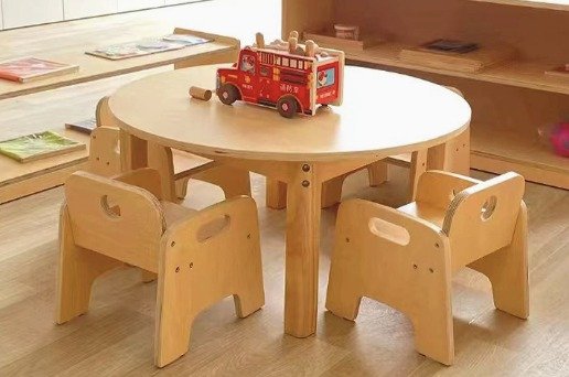 Round Table and 4 Chair Set